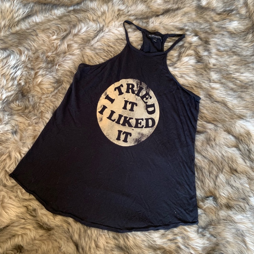 Graphic tank